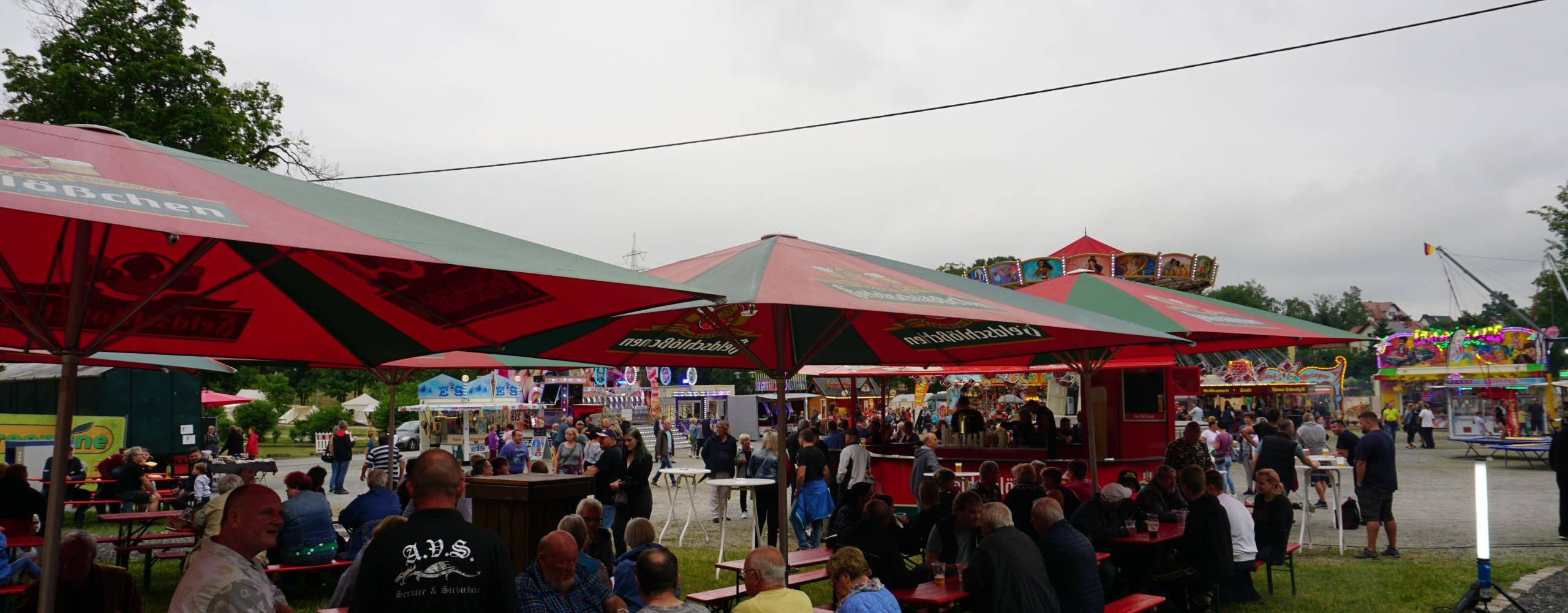 zu sehen: Festplatz