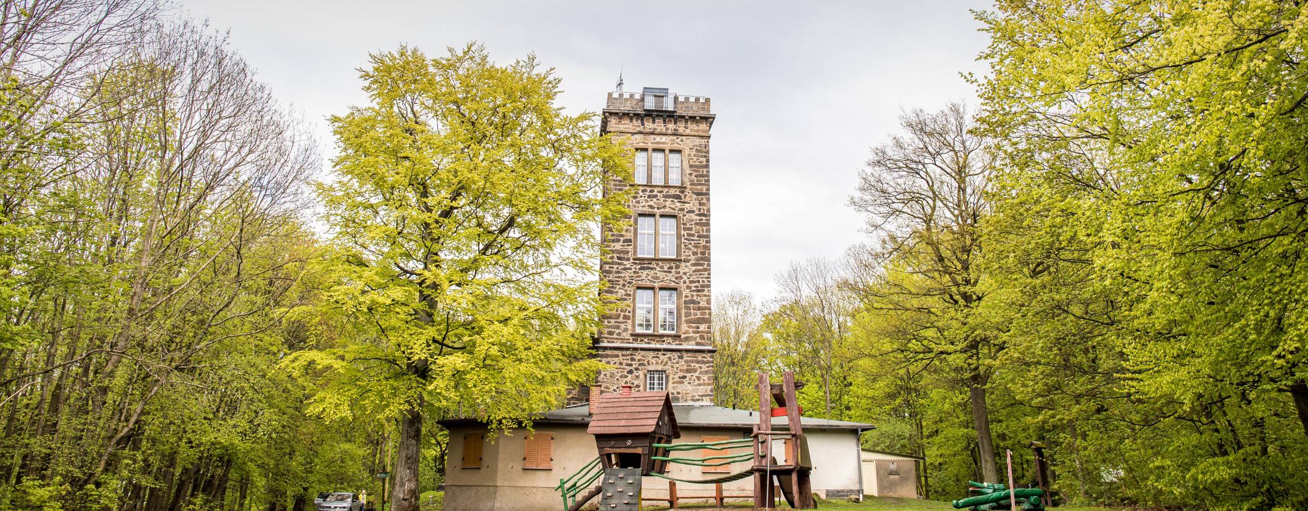 Valtenbergturm in der Rückansicht